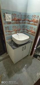 Bathroom Image of 742 Sq.ft 2 BHK Builder Floor for rent in Haldwani Nainital for Rs. 8900