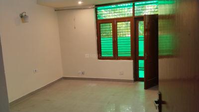 Bedroom Image of 1100 Sq.ft 2 BHK Builder Floor for rent in Sector 49 Gurgaon for Rs. 40000