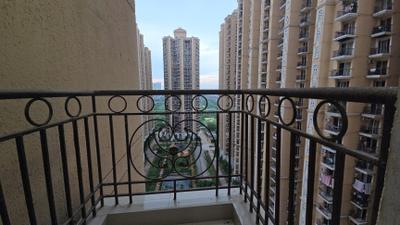 Image of 1090 Sq.ft 3 BHK Apartment / Flat for rent in Prateek Grand City, Siddharth Vihar, Ghaziabad for Rs. 28900