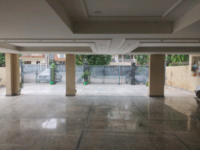 Car Garage Image of 5500 Sq.ft 5 BHK Builder Floor for sale in Green Field Colony Faridabad for Rs. 32500000