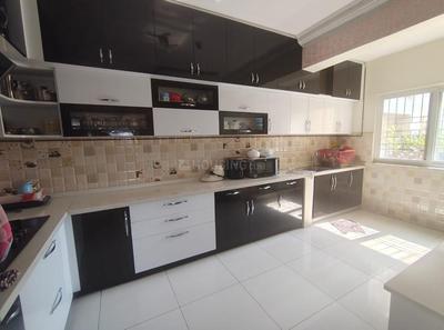Kitchen Image of 1850 Sq.ft 3 BHK Apartment / Flat for sale in Hosur Tumkur for Rs. 27500000