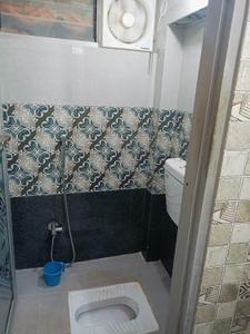 Bathroom Image of 1500 Sq.ft 3.5 BHK Builder Floor for rent in Murlipura Jaipur for Rs. 15000