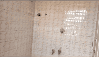 Bathroom Image of 500 Sq.ft 1 BHK Builder Floor for rent in Keelkattalai Chennai for Rs. 10000