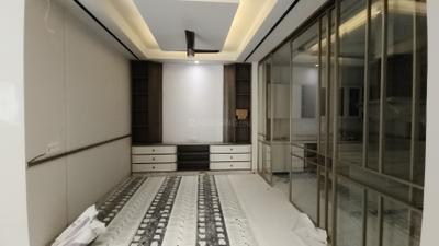 Image of 5200 Sq.ft 5 BHK Builder Floor for sale in Kaushambi, Ghaziabad for Rs. 60000000
