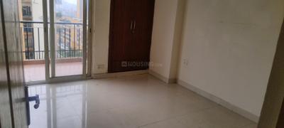 Bedroom Image of 550 Sq.ft 1 BHK Apartment / Flat for rent in Maxblis Grand Kingston, Sector 75 Noida for Rs. 26000
