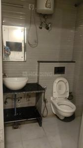 Bathroom Image of 824 Sq.ft 1 BHK Independent House for rent in DLF Phase 3 Gurgaon for Rs. 36000