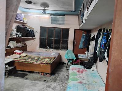 Bedroom Image of Lucky Aunty Hostel Narahi Hazratganj Lucknow in Hazratganj, Lucknow
