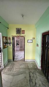 Hall Image of 810 Sq.ft 2 BHK Apartment / Flat for rent in Behala Kolkata for Rs. 14000