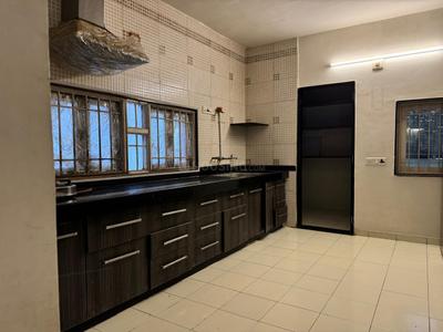 Kitchen Image of 2600 Sq.ft 3 BHK Apartment / Flat for sale in Bodakdev Ahmedabad for Rs. 18000000