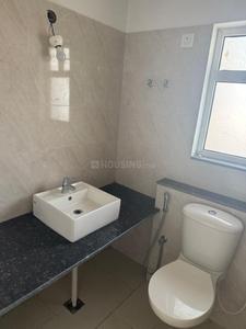 Bathroom Image of 1650 Sq.ft 3 BHK Apartment / Flat for rent in Sushma Grande Next, Gazipur Zirakpur for Rs. 20000