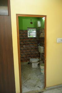 Image of 900 Sq.ft 3 BHK Apartment / Flat for sale in Behala, Kolkata for Rs. 4000000