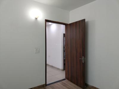 Bedroom Image of 632 Sq.ft 1 BHK Builder Floor for sale in Uniwest Arcade Homes, Sector 102 Noida for Rs. 4100000