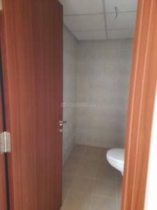 Bathroom Image of 750 Sq.ft 1 BHK Apartment / Flat for rent in Bhartiya Nikoo Homes Phase 2, Thanisandra Bengaluru for Rs. 32000