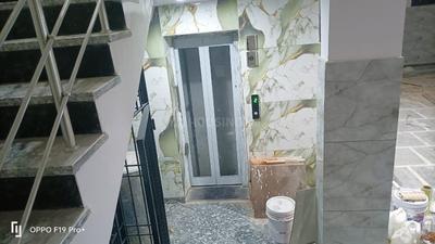 Balcony Image of 1000 Sq.ft 3 BHK Builder Floor for sale in Shahdara New Delhi for Rs. 8000000