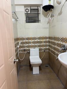 Bathroom Image of 940 Sq.ft 2 BHK Apartment / Flat for sale in Siddartha Solitaire, Rayasandra Bengaluru for Rs. 7600000