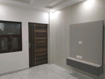 Bedroom Image of 650 Sq.ft 2 BHK Builder Floor for sale in Vikaspuri New Delhi for Rs. 9200000