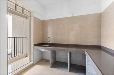 Kitchen Image of 928 Sq.ft 2 BHK Apartment / Flat for sale in Dosti Greenscapes, Hadapsar Pune for Rs. 9000000