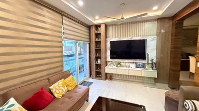 Bedroom Image of 1800 Sq.ft 3 BHK Builder Floor for sale in Punjabi Bagh New Delhi for Rs. 33000000