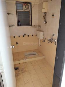 Bathroom Image of 560 Sq.ft 1 BHK Apartment / Flat for sale in Bhoomi Park, Malad West Mumbai for Rs. 9600000