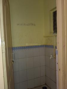 Bathroom Image of 560 Sq.ft 1 BHK Apartment / Flat for rent in Mankhurd Mumbai for Rs. 25000
