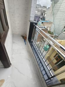Balcony Image of 594 Sq.ft 2 BHK Builder Floor for sale in Dwarka Mor New Delhi for Rs. 3600000