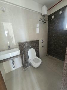 Bathroom Image of 1500 Sq.ft 3 BHK Apartment / Flat for rent in Guardian Cityscapes, Dattavadi Pune for Rs. 60000