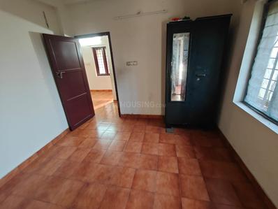Bedroom Image of 1200 Sq.ft 3 BHK Apartment / Flat for sale in Thrippunithura Kochi for Rs. 4950000