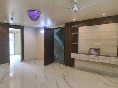 Living Room Image of 2115 Sq.ft 3 BHK Builder Floor for sale in Creative Estate Floors, Sector 49 Faridabad for Rs. 17000000