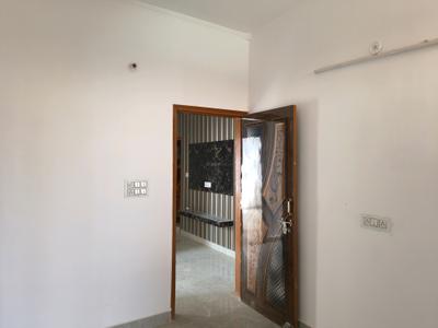 Bedroom Image of 750 Sq.ft 2 BHK Builder Floor for sale in DLF Ankur Vihar Ghaziabad for Rs. 2480500