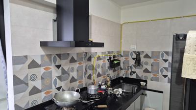Kitchen Image of 579 Sq.ft 2 BHK Apartment / Flat for rent in VL Savli Eastern Groves, Vikhroli East Mumbai for Rs. 60000