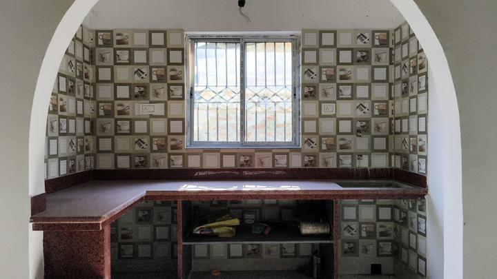 Near 206 footbridge Main Image 1