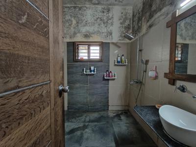 Bathroom Image of 2700 Sq.ft 4 BHK Villa for sale in Thaltej Ahmedabad for Rs. 65000000
