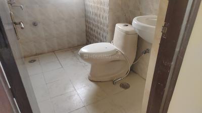 Image of 1600 Sq.ft 3 BHK Apartment / Flat for rent in Today Kings Park, Omega IV, Greater Noida for Rs. 25000