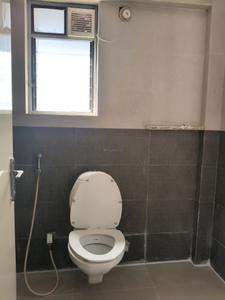 Common Bathroom Image of 750 Sq.ft 2 BHK Apartment / Flat for sale in Ajmera Bhakti Park, Wadala East Mumbai for Rs. 18000000