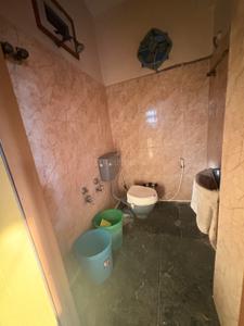 Bathroom Image of 2000 Sq.ft 2 BHK Builder Floor for rent in Kahilipara Guwahati for Rs. 16000