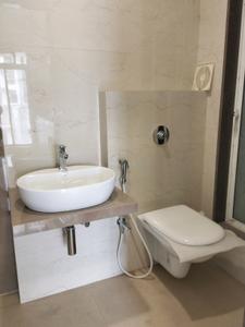 Common Bathroom Image of 450 Sq.ft 1 BHK Apartment / Flat for sale in Sanghvi Edge, Santacruz East Mumbai for Rs. 10200000