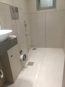 Common Bathroom Image of 2150 Sq.ft 3 BHK Apartment / Flat for sale in Arham Satyam Valencia, Kharghar Navi Mumbai for Rs. 39800000