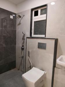 Common Bathroom Image of 816 Sq.ft 2 BHK Apartment / Flat for sale in Mahant Sahyadree, Goregaon East Mumbai for Rs. 15000000