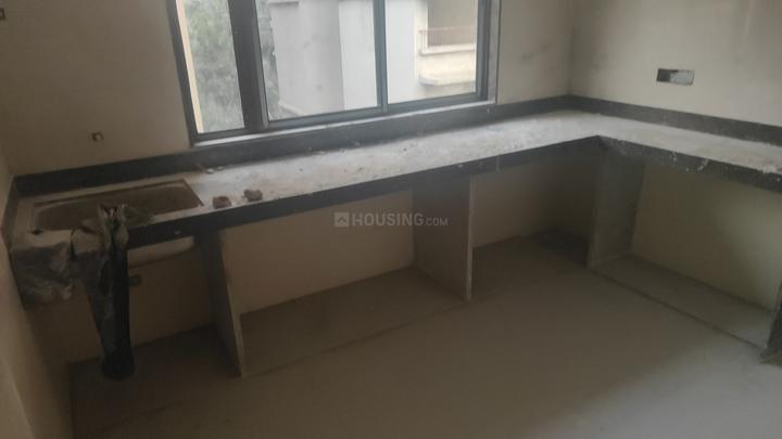 Graphic Krishna Kamal Main Image 1