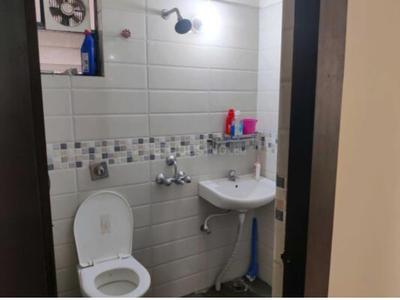 Bathroom Image of 700 Sq.ft 2 BHK Apartment / Flat for sale in Purti Planet, Behala Kolkata for Rs. 3800000
