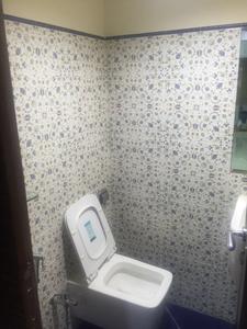 Bathroom Image of 3100 Sq.ft 4 BHK Apartment / Flat for sale in Juhu Mumbai for Rs. 140000000