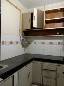 Kitchen Image of 850 Sq.ft 2.5 BHK Apartment / Flat for sale in Sri Niwaspuri New Delhi for Rs. 11000000