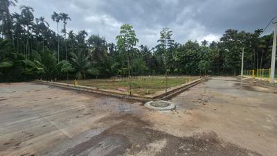 Image of 1200 Sq.ft Residential Plot / Land for sale in Gulur Amanikere, Tumkur for Rs. 2640000