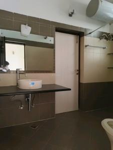 Common Bathroom Image of 4200 Sq.ft 4 BHK Independent House for rent in Sanjaynagar Bengaluru for Rs. 300000