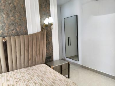 Bedroom Image of 2900 Sq.ft 3 BHK Apartment / Flat for rent in Emaar The Palm Springs, DLF Phase 5 Gurgaon for Rs. 175000