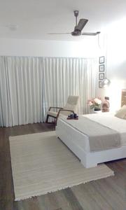 Bedroom Image of 3300 Sq.ft 6 BHK Apartment / Flat for sale in Vile Parle East Mumbai for Rs. 130000000