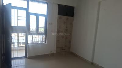 Bedroom Image of 900 Sq.ft 2 BHK Apartment / Flat for sale in Mahagun Puram Phase 1, Mahagunpuram Ghaziabad for Rs. 6100000