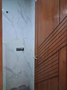 Common Bathroom Image of 1000 Sq.ft 2 BHK Apartment / Flat for sale in Networth Pride 2, Sector 73 Noida for Rs. 4250000