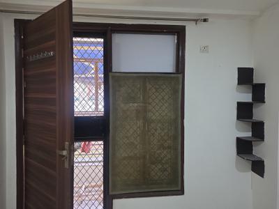 Bedroom Image of 915 Sq.ft 3 BHK Builder Floor for rent in Palam New Delhi for Rs. 21500