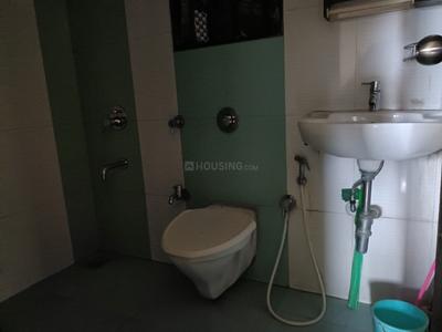 Image of 1000 Sq.ft 2 BHK Apartment / Flat for sale in Veena Saaz, Kandivali East, Mumbai for Rs. 24000000